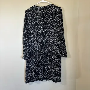 Garnet Hill Shirt Dress Women 4 Black White‎ Floral Long Sleeve V-Neck Pockets thumbnail 9