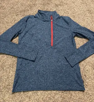 Oiselle Pullover size 8 thumbnail 1