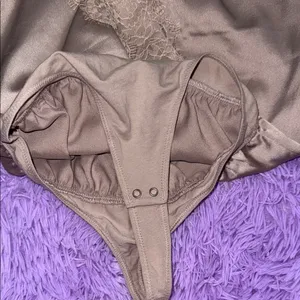 Abercrombie Elegant Cream Lace Bodysuit thumbnail 5