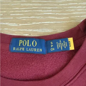 Polo Ralph Lauren Varsity Bear Fleece Sweatshirt Size S in Red thumbnail 2