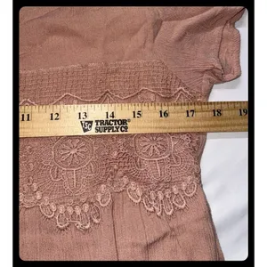 Almost Famous Lace Trim Babydoll Dress Women L Pink Short Sleeve Boho Mini thumbnail 4