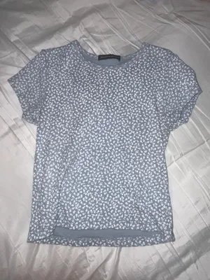 Brandy Melville Blue Floral Tee Shirt thumbnail 1