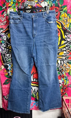 American Eagle Jeans thumbnail 1