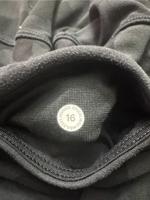 Lululemon Align Black Camo Joggers thumbnail 6