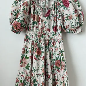 ANTHROPOLOGIE The Somerset Puff Sleeve Edition Floral Rose Printed Dress Size: S thumbnail 6