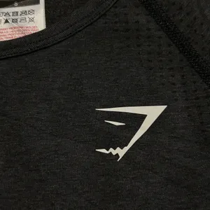 Gymshark Vital Seamless 2.0 Long Sleeve Crop Top Size Small Black Marl thumbnail 3