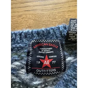 American Eagle Women Size Medium‎ Fair Isle Nordic 100% Wool Long Sleeve Winter thumbnail 3