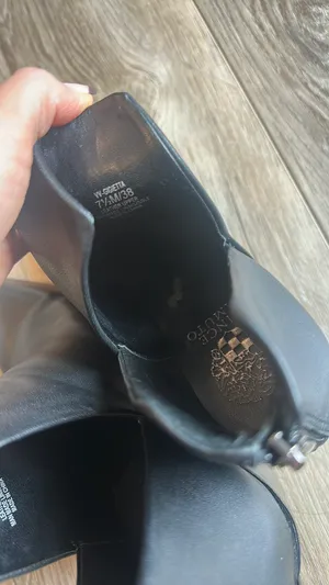 Vince Camuto Gigietta Booties thumbnail 5
