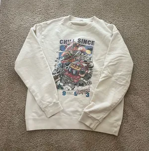 Brandy Melville Chill Since 1983 Graphic Crewneck thumbnail 1