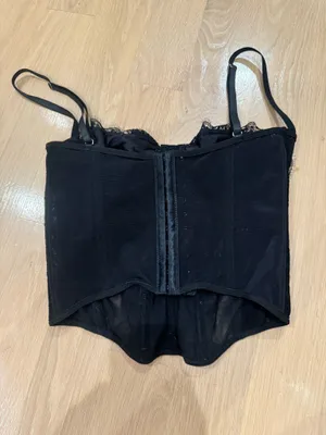 Corset Urban Outfitters thumbnail 2
