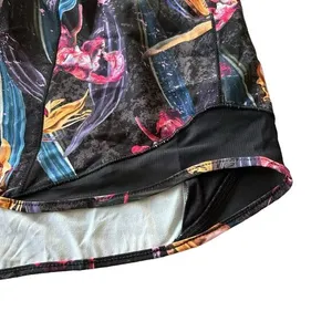 Lululemon Women’s 12 Hotty Hot Low-Rise Lined Shorts 4” Black‎ Veiled Floral New thumbnail 5
