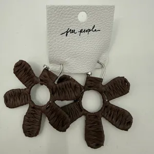 Free People Earrings NWT Woven Flower Hoops Chocolate Brown Hippie Boho Festival thumbnail 10