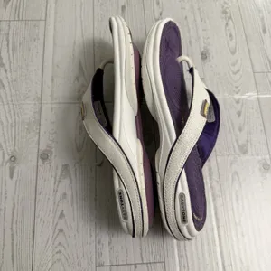 Reebok Easytone Women's Sz 5 Flip Flops White Purple Sandals Shoes Exercise‎ Gym thumbnail 5