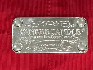Yankee Candle Quilted Nylon Tote Red thumbnail 7