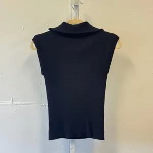 Gallery Couture Women's‎ Black Ribbed Quarter Zip Sleeveless Knit Top Size Small thumbnail 2