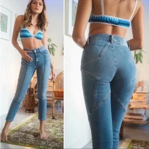 Revice Venus High Rise Cropped Star Jeans: Light Year Wash thumbnail 16