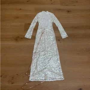 Meshki Sofia Long Sleeve Sequin Maxi Dress Size XS in White thumbnail 3