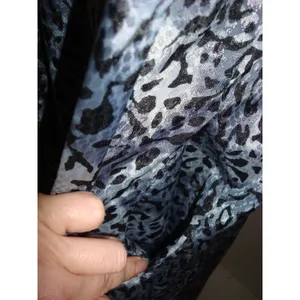 New Designer Josie Natori Caftan Robe M Silk Black Gray Long Pockets Cheetah thumbnail 6