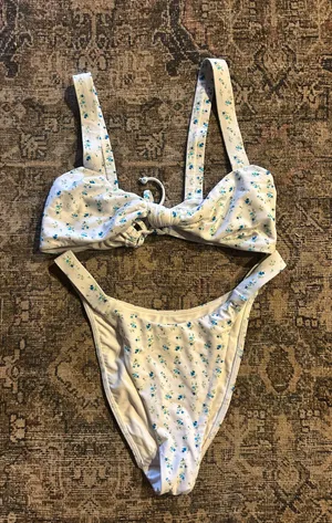 PacSun Bikini thumbnail 1