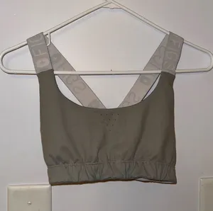 FIGS Sports Bra thumbnail 1