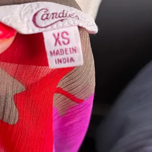 Candie's Y2k sheer, intricate sequin-embellished floral embroidery thumbnail 4