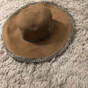Stylish Tan Wide thumbnail 3