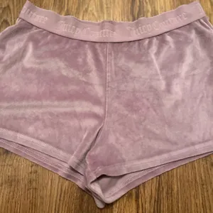 Juicy Couture Velour Sleep Shorts – Size M thumbnail 5