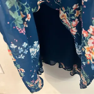 LOFT Floral Chiffon Drop Waist Puff Sleeve‎ Flutter Midi Dress Size 4 thumbnail 7