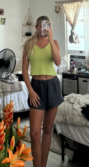 Green Tank thumbnail 1