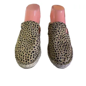 Dv Dolce Vita Beige And Brown Leopard Print Slide Mule Shoes (7) thumbnail 3