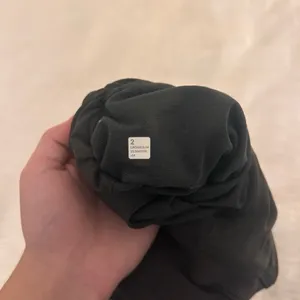 Lululemon Athletica Charcoal Joggers thumbnail 5