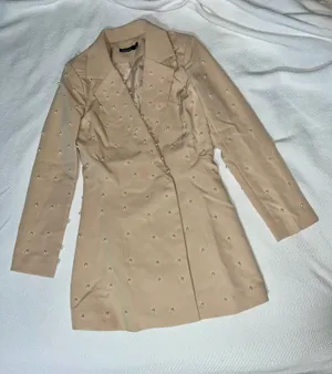Boohoo Pearl Blazer Dress thumbnail 1