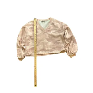 Marled V-Neck Pink Camo‎ Sweatshirt Size Large thumbnail 4