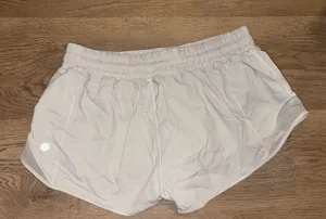 Lululemon Shorts Hotty Hot  thumbnail 1