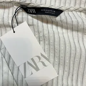 ZARA Woman Dress Shirt thumbnail 3