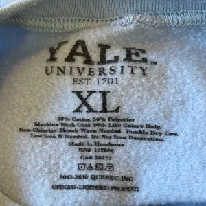 Yale University Sweatshirt Blue Bulldog Pullover Crew Ivy League Size XL thumbnail 3