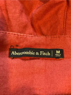 Abercrombie & Fitch High-Waist Linen Cotton Blend Shorts with Tie & button front thumbnail 4