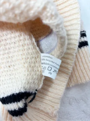 Taylor Swift‎ Cream Cable Knit Cardigan with Lavender Star Sleeves size M thumbnail 11