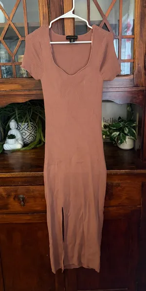 House of Harlow 1960 Ribbed Knit Midi Dress Short Sleeve Front Slit Small thumbnail 1