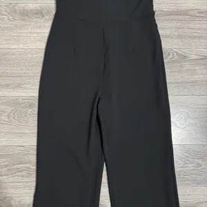 UNIQ Elegant Black Wide Leg V Neck Sleeveless Jumpsuit‎ Women Large thumbnail 5