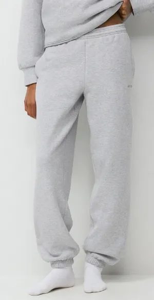 Aritzia TNA Cozy Fleece Boyfriend Jogger‎ Sweatpants Heather Gray Small S thumbnail 1