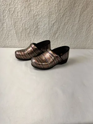 Dansko Women's Clogs Size 39 8.5 Professional Shoes Multicolor Leather Comfort thumbnail 2