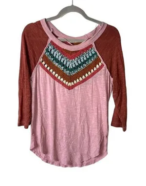 Free people spring bound crochet raglan‎ 3/4 sleeve top women's XS thumbnail 1