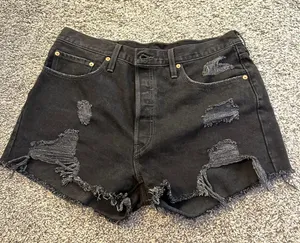 Levi's 501 Shorts thumbnail 1