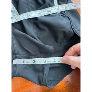 Vuori Black Athletic Running Shorts Women’s XS Zip Pocket Drawstring thumbnail 9