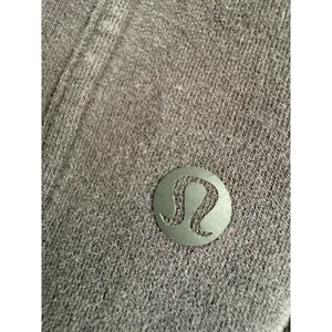 Lululemon All Yours Hoodie Black Pullover Fleece Sweatshirt Womens‎ Size small thumbnail 4
