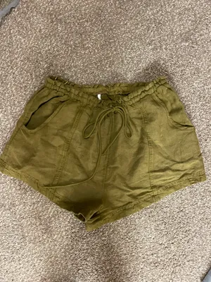 Linen Blend Shorts thumbnail 2