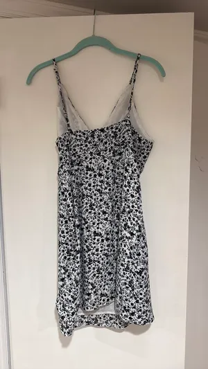 HYFVE Dress Black White Floral Midi thumbnail 3