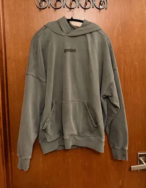 Men’s Gymshark Hoodie thumbnail 1