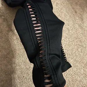 Fabletics compression‎ capri leggings xs thumbnail 4